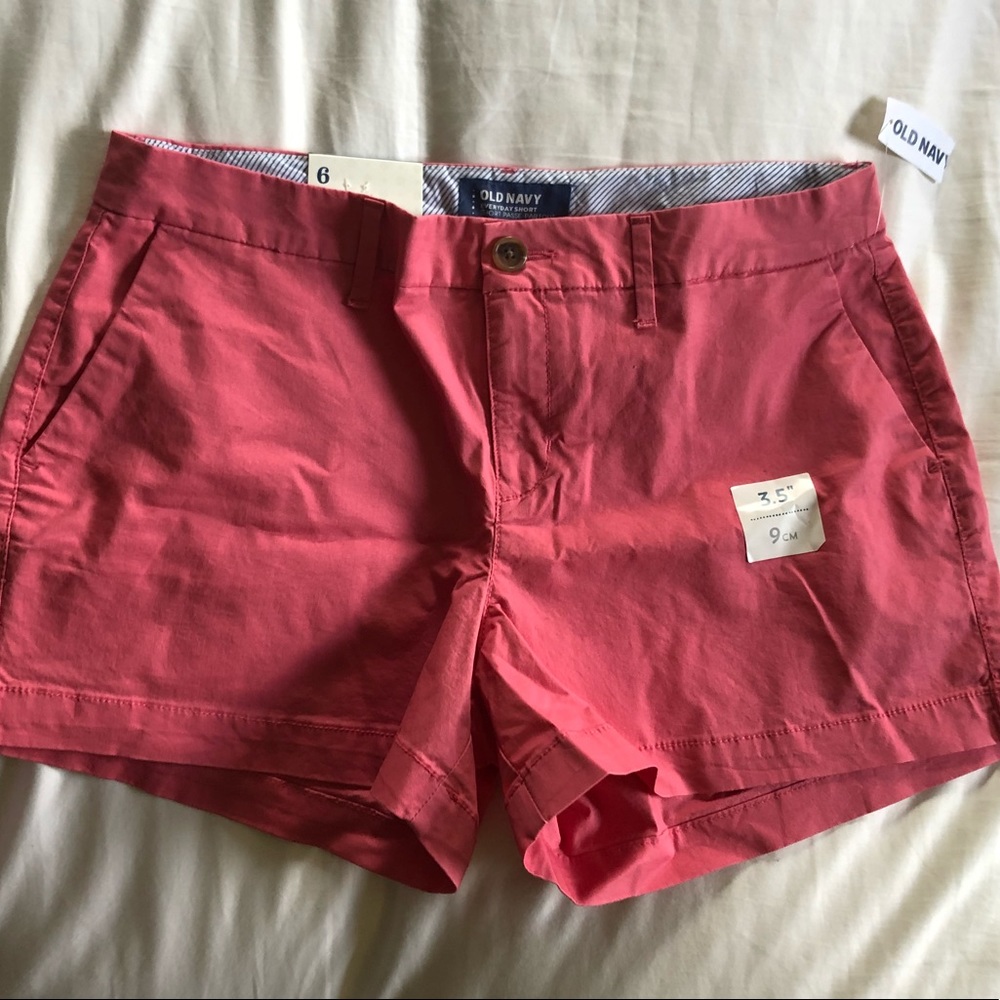 ✨ Old Navy Shorts ✨